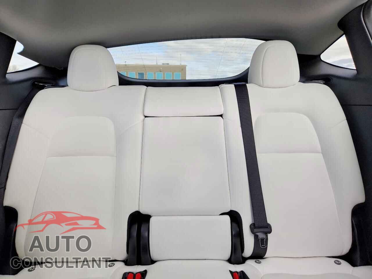 TESLA MODEL Y 2020 - 5YJYGDEF3LF024544