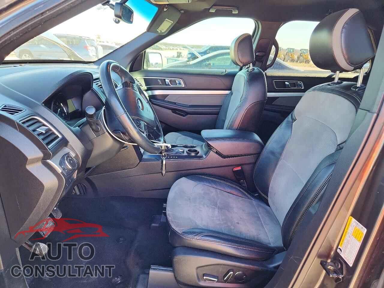 FORD EXPLORER 2017 - 1FM5K7D85HGE36270