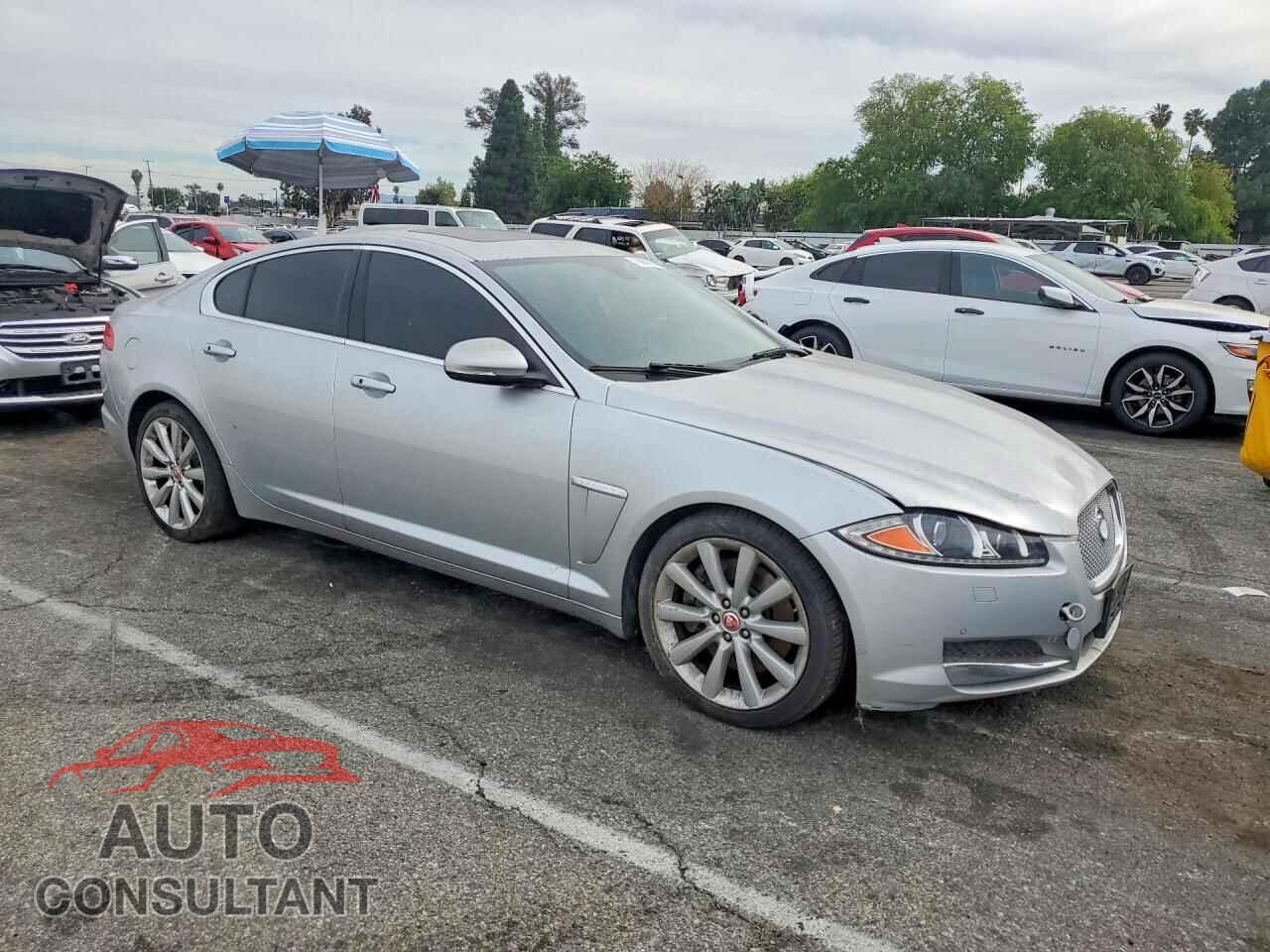 JAGUAR XF 2014 - SAJWA0EX2E8U32905