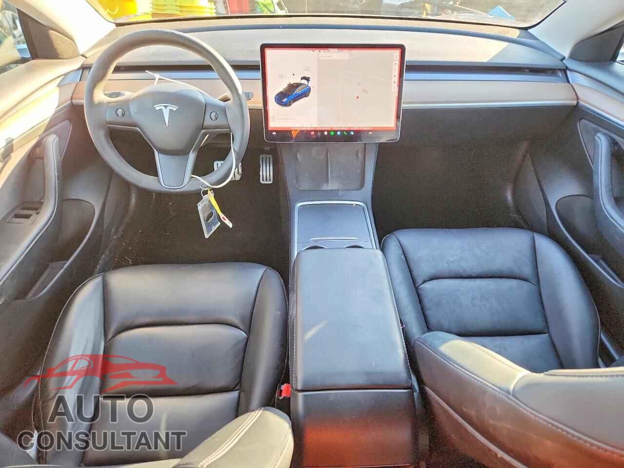 TESLA MODEL 3 2021 - 5YJ3E1EC8MF036243