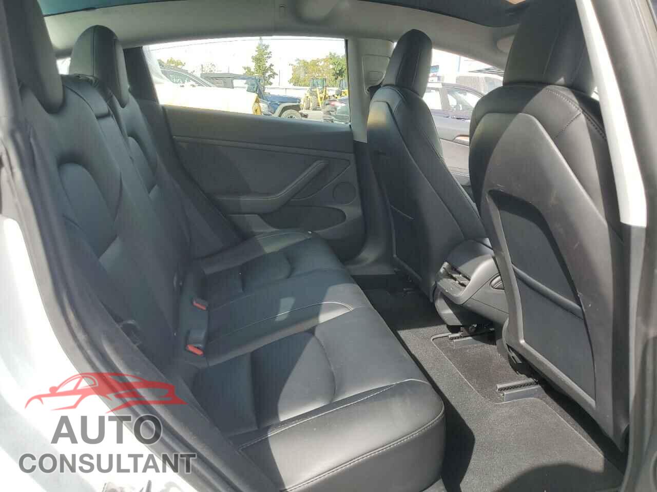 TESLA MODEL 3 2021 - 5YJ3E1EB6MF013065