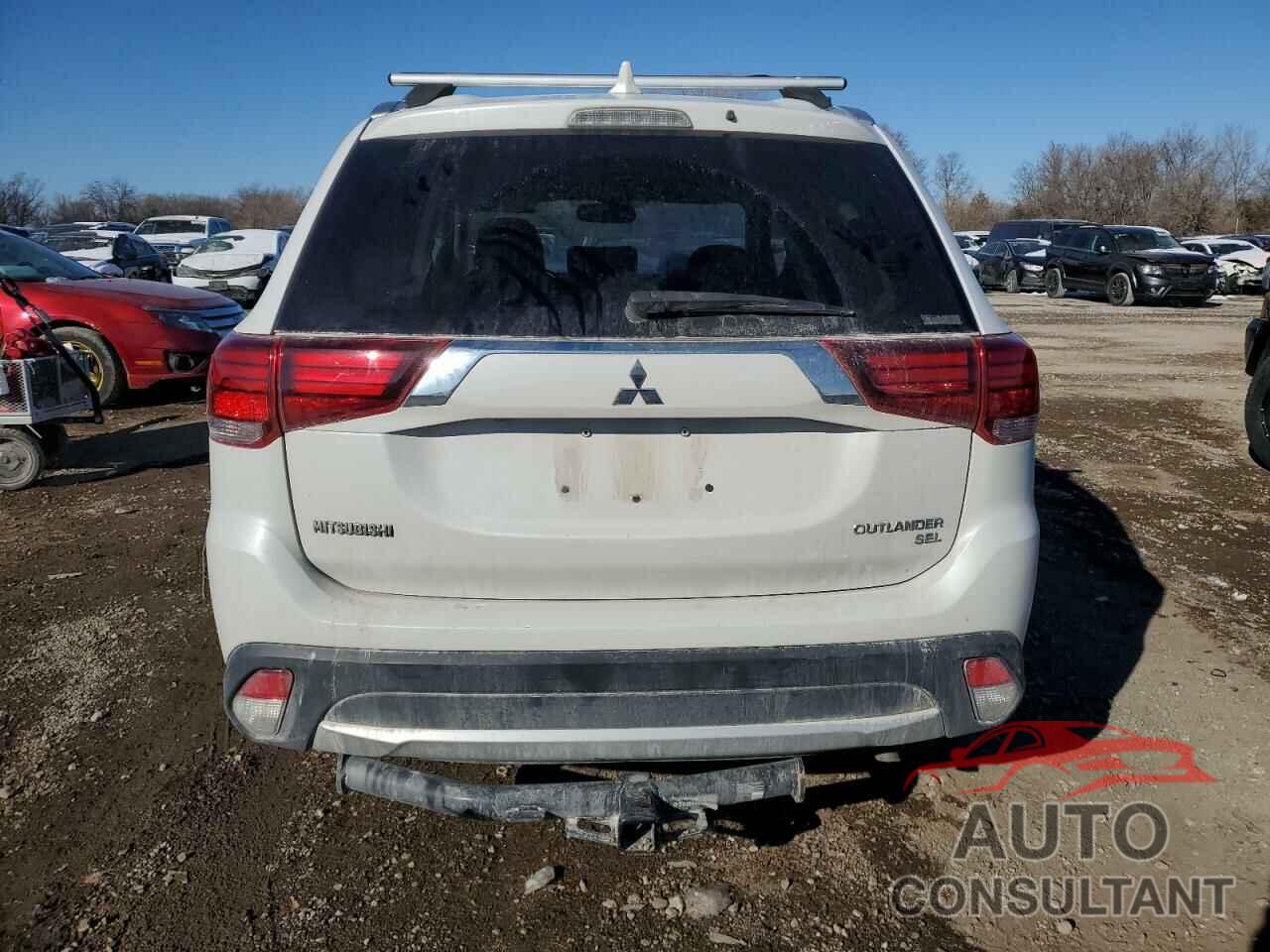 MITSUBISHI OUTLANDER 2018 - JA4AZ3A34JZ014429