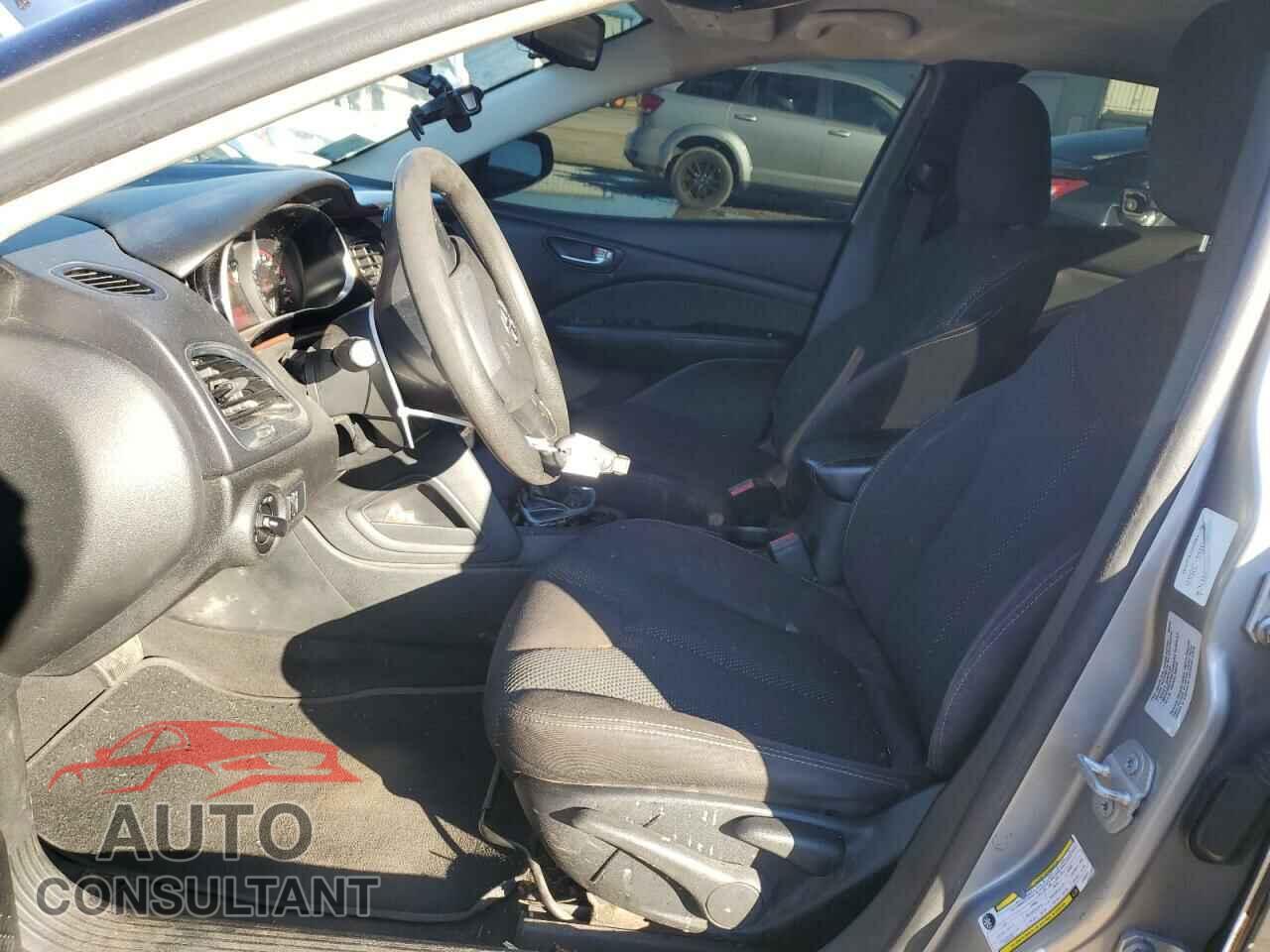 DODGE DART 2015 - 1C3CDFBB0FD251352
