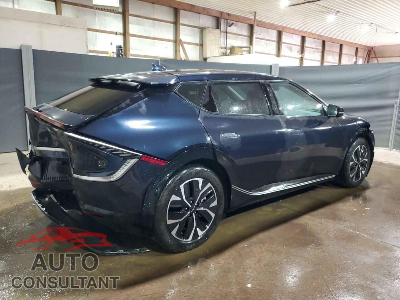 KIA EV6 LIGHT 2023 - KNDC3DLC7P5154106