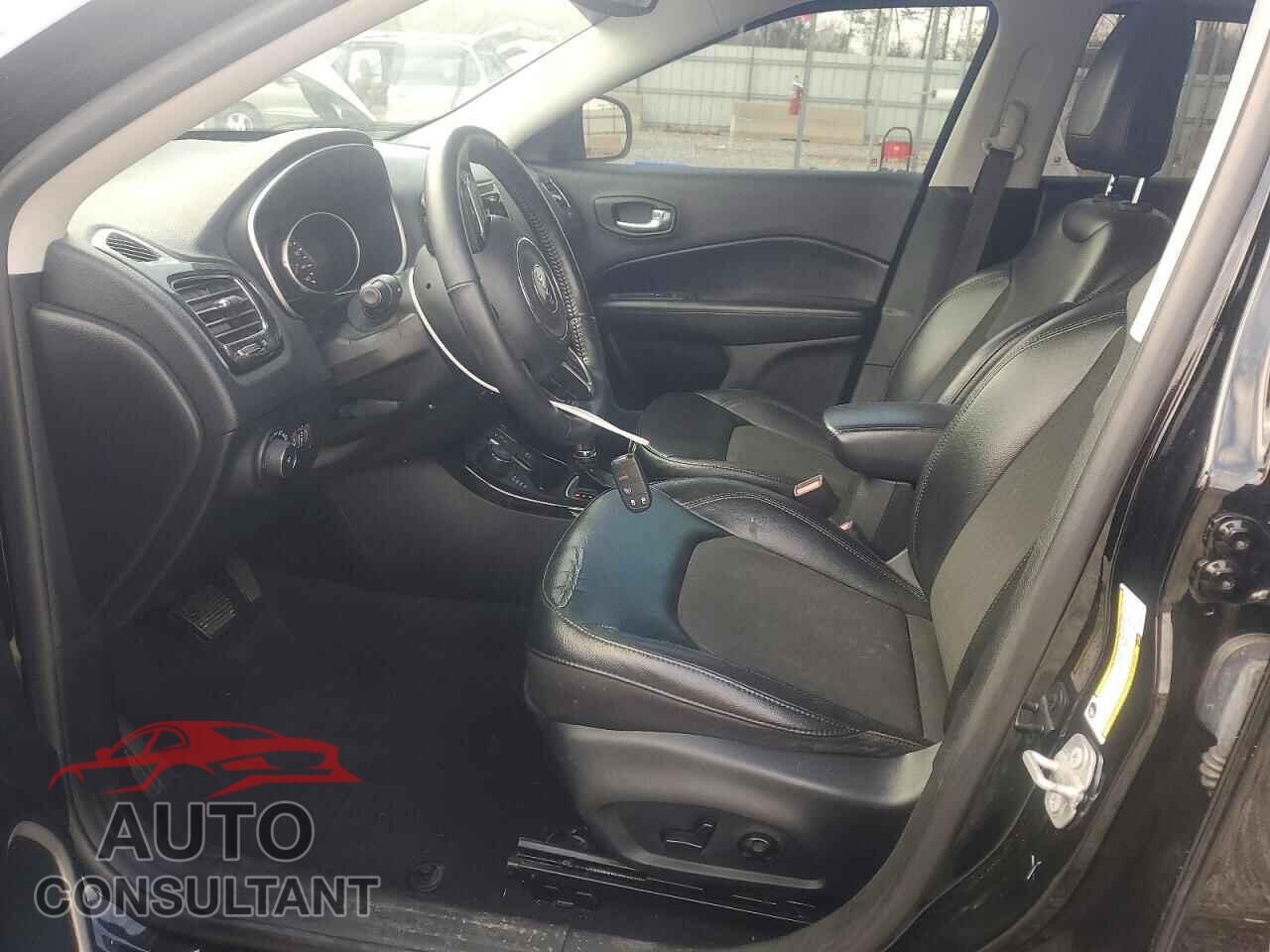 JEEP COMPASS 2021 - 3C4NJDBB7MT573012