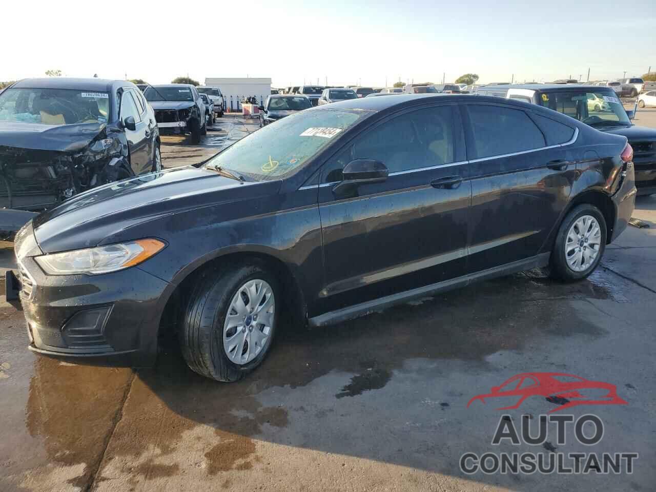 FORD FUSION 2020 - 3FA6P0G72LR188393