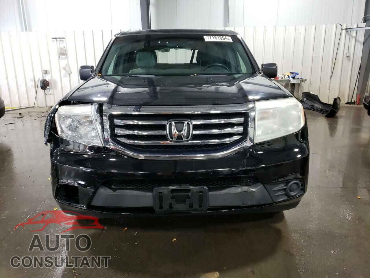 HONDA PILOT 2012 - 5FNYF4H21CB022576