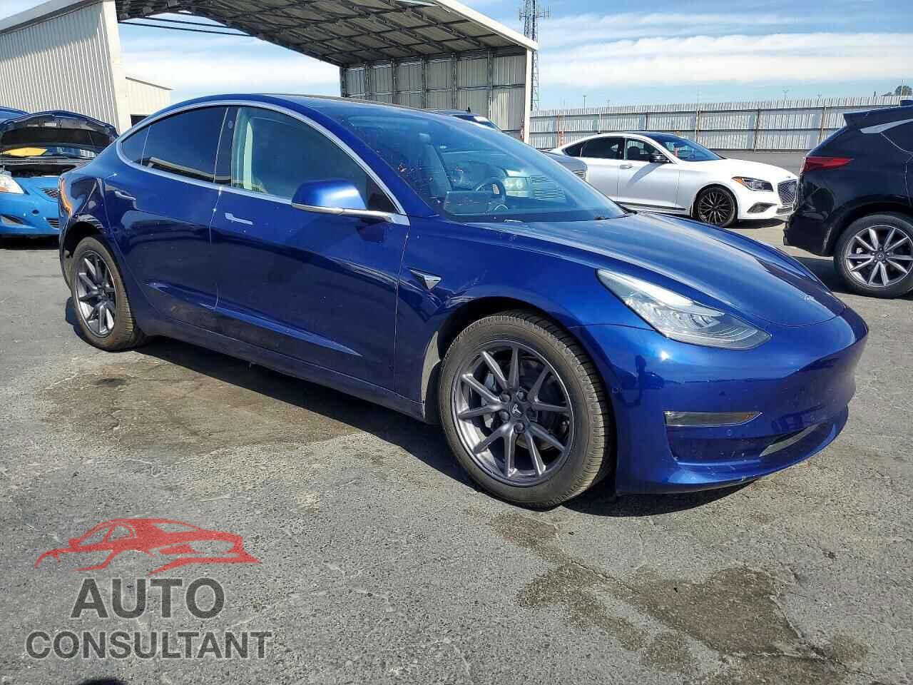 TESLA MODEL 3 2018 - 5YJ3E1EA8JF160720