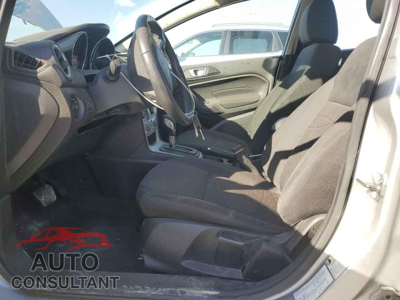 FORD FIESTA 2015 - 3FADP4EJ4FM224633