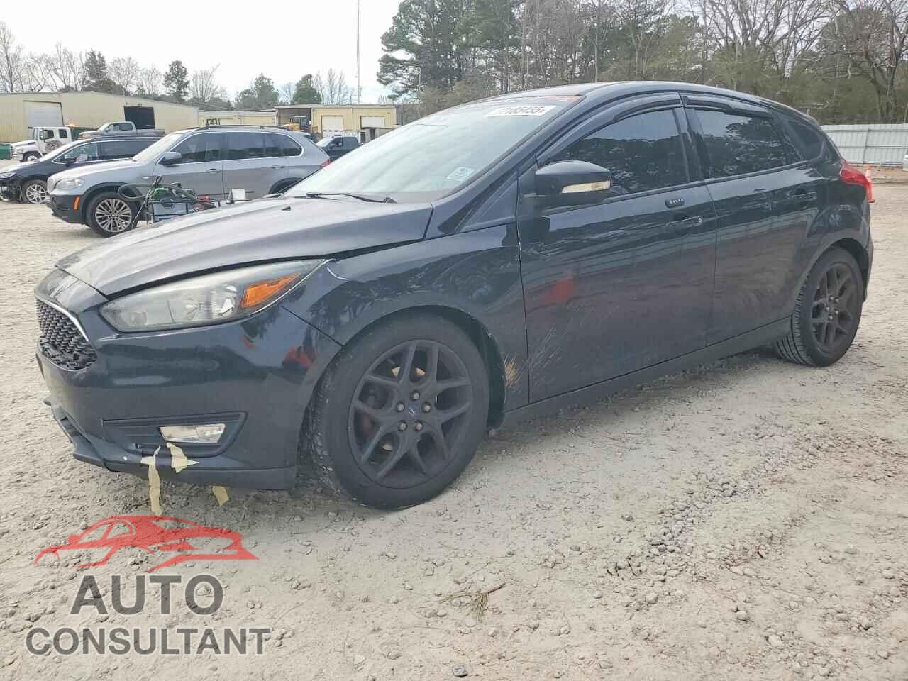 FORD FOCUS 2016 - 1FADP3K27GL249312