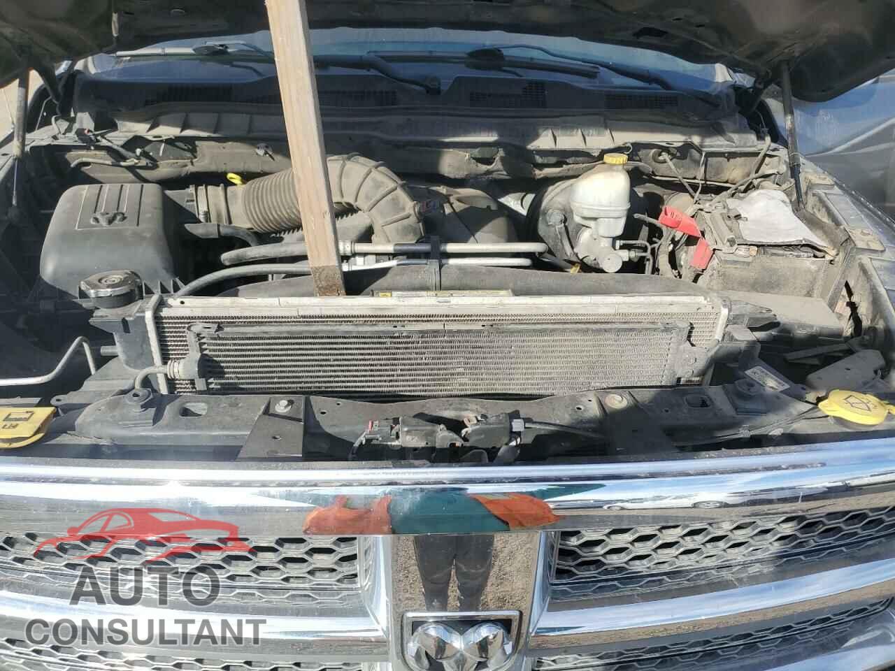 DODGE RAM 1500 2012 - 1C6RD7NT7CS223644