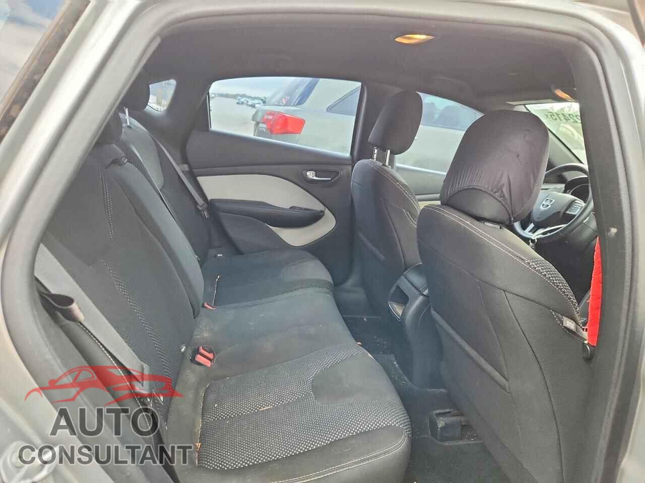 DODGE DART 2015 - 1C3CDFBB8FD102090