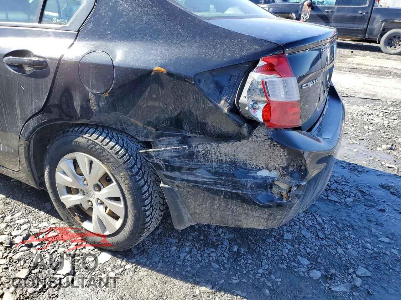 HONDA CIVIC 2012 - 2HGFB2F48CH007399