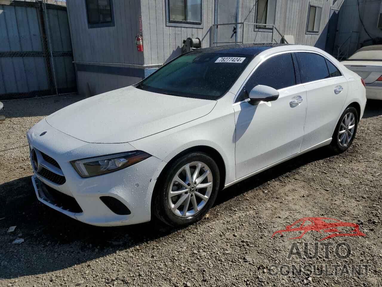 MERCEDES-BENZ A-CLASS 2020 - W1K3G4EB5LW045887