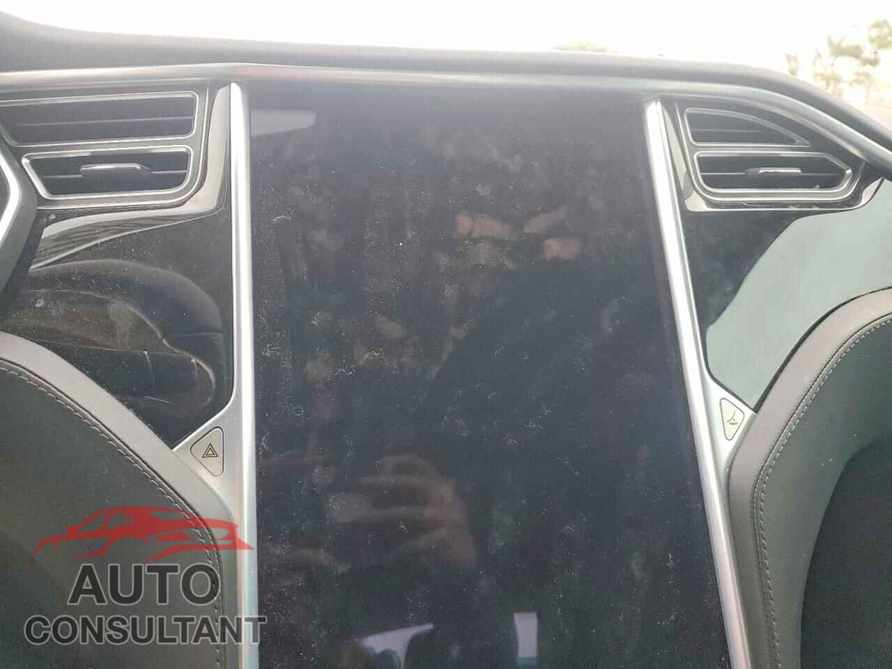 TESLA MODEL S 2016 - 5YJSA1E14GF132428