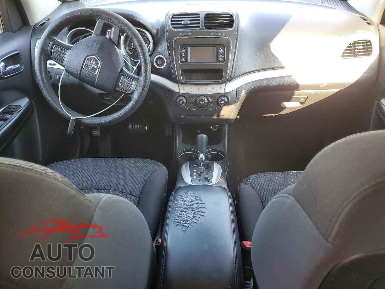 DODGE JOURNEY 2017 - 3C4PDCBG2HT534209