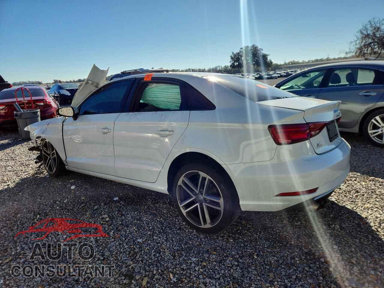 AUDI A3 2017 - WAUAUGFF0H1034875