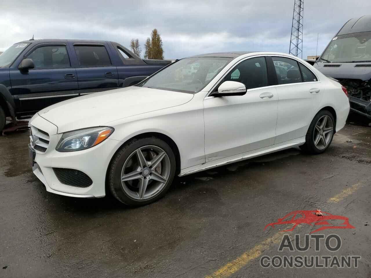 MERCEDES-BENZ C-CLASS 2015 - 55SWF4KBXFU020005