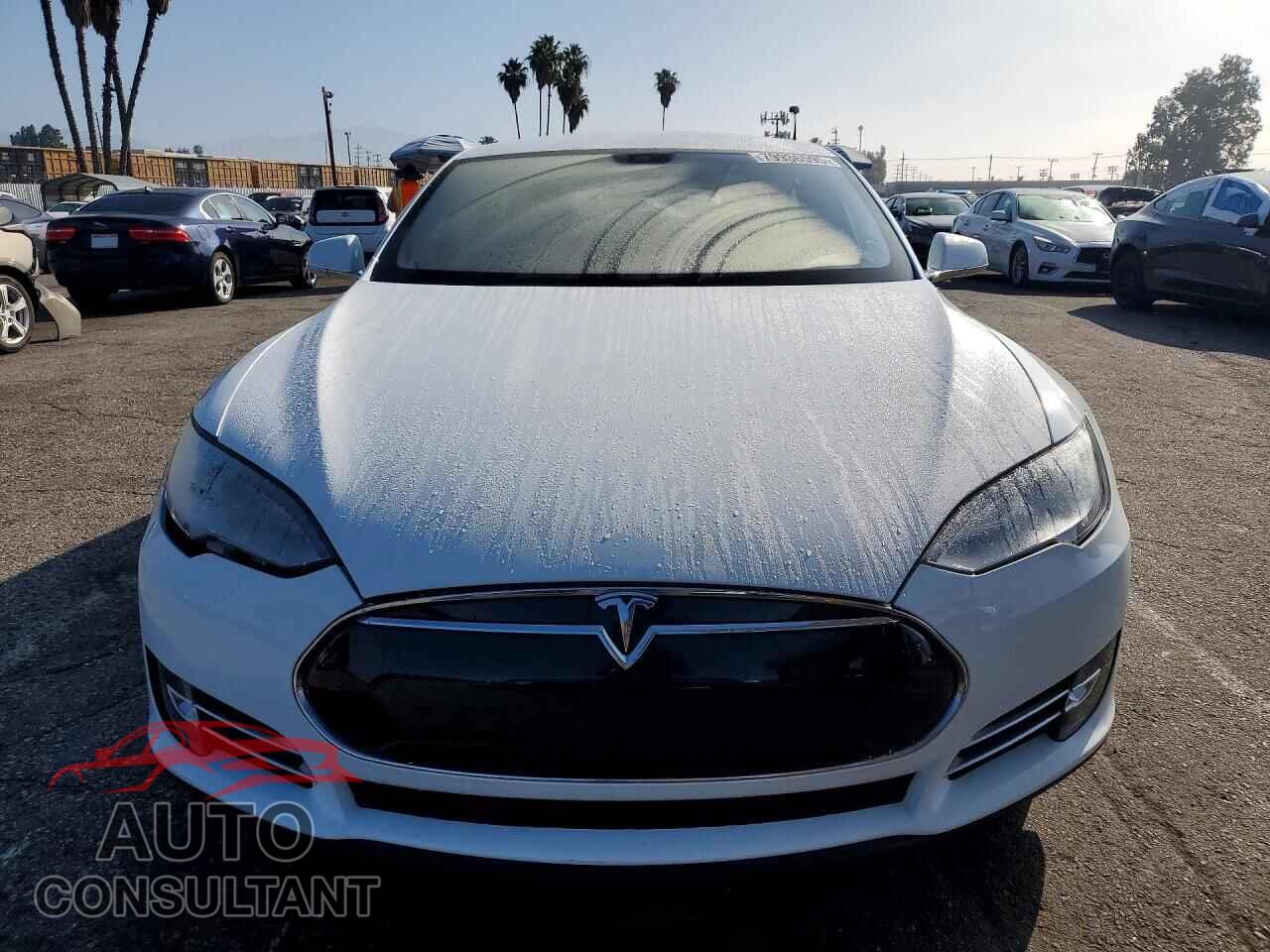 TESLA MODEL S 2013 - 5YJSA1DG9DFP10850