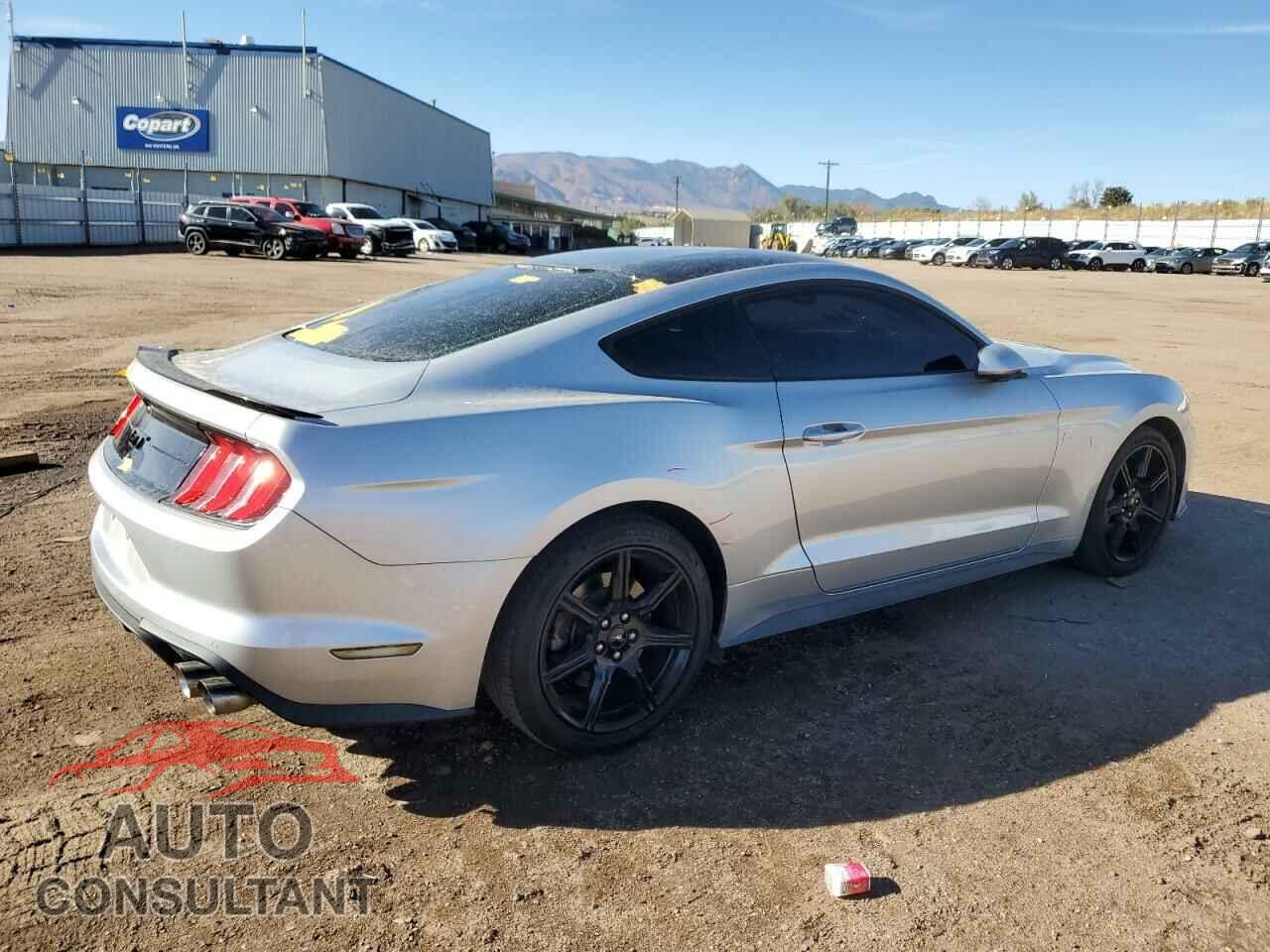 FORD MUSTANG 2018 - 1FA6P8CF8J5128324