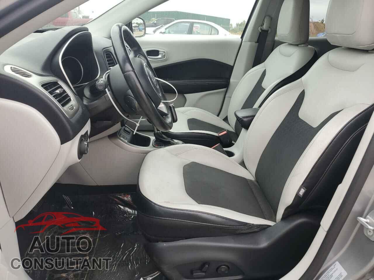 JEEP COMPASS 2017 - 3C4NJCBBXHT647829