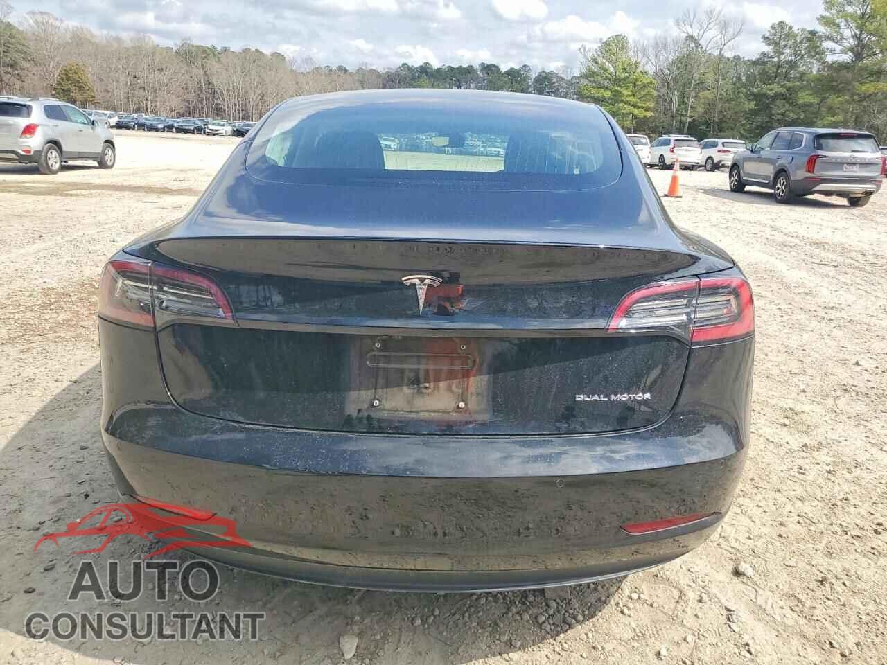 TESLA MODEL 3 2018 - 5YJ3E1EA4JF123082