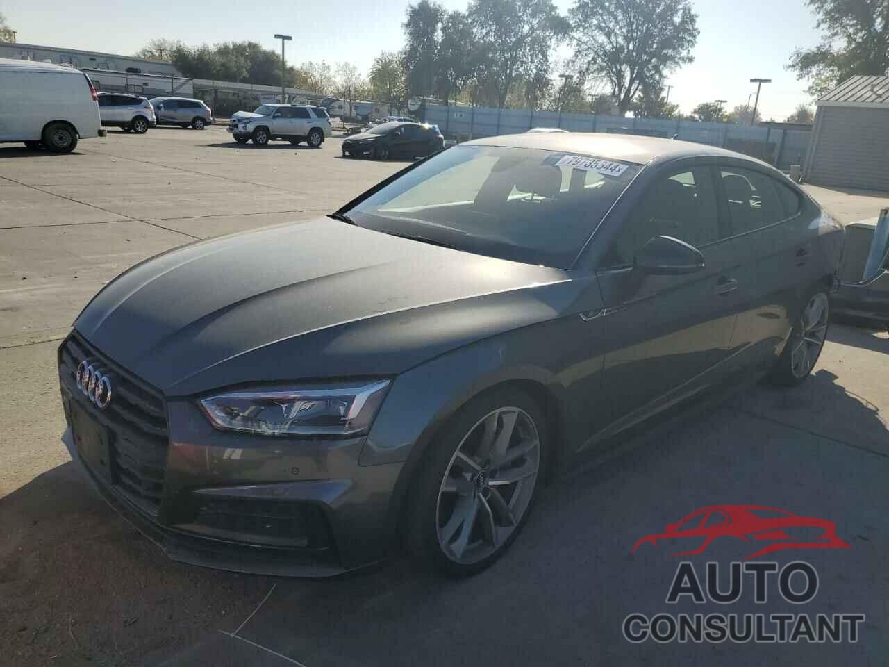 AUDI A5 2019 - WAUENCF59KA019393