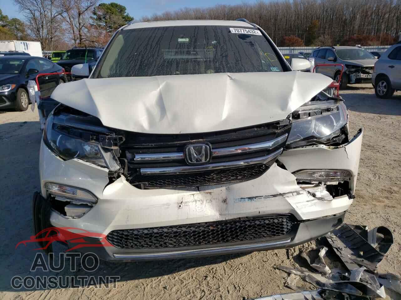 HONDA PILOT 2017 - 5FNYF5H94HB023490