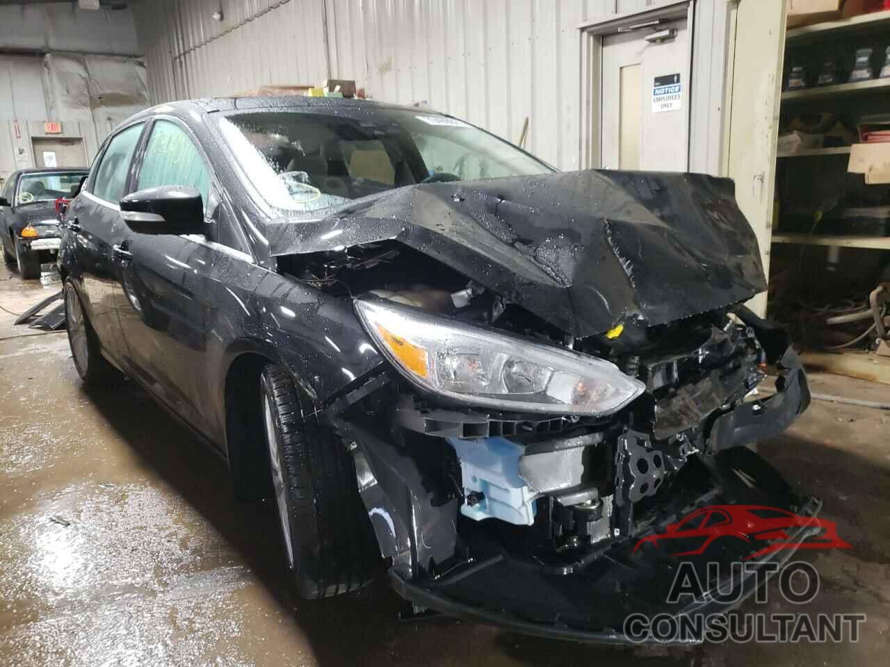 FORD FOCUS 2016 - 1FADP3J2XGL275548