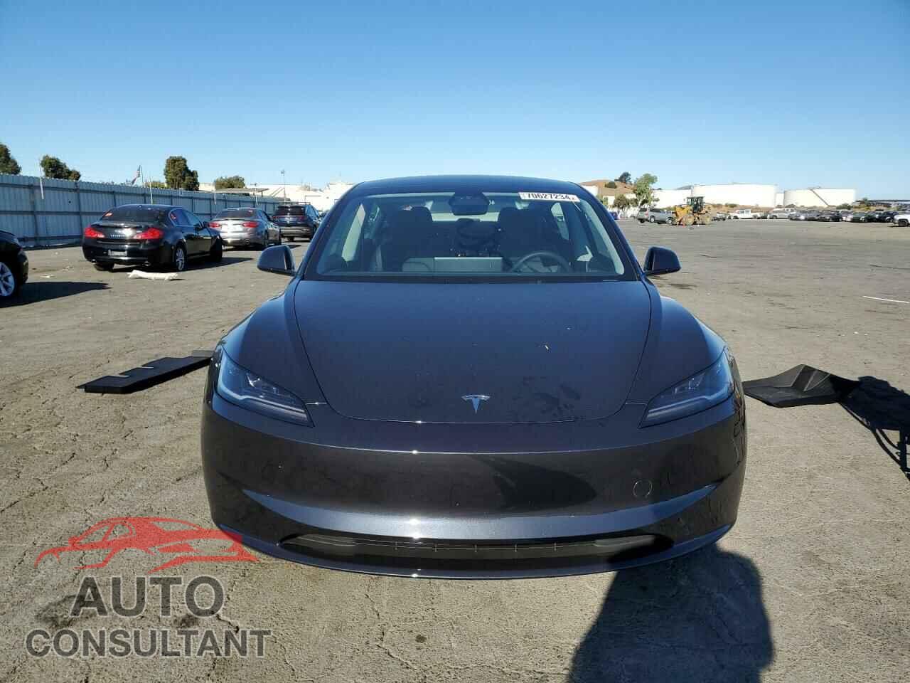 TESLA MODEL 3 2024 - 5YJ3E1EAXRF786040