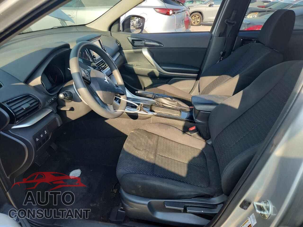 MITSUBISHI ECLIPSE 2022 - JA4ASUAA0NZ001868
