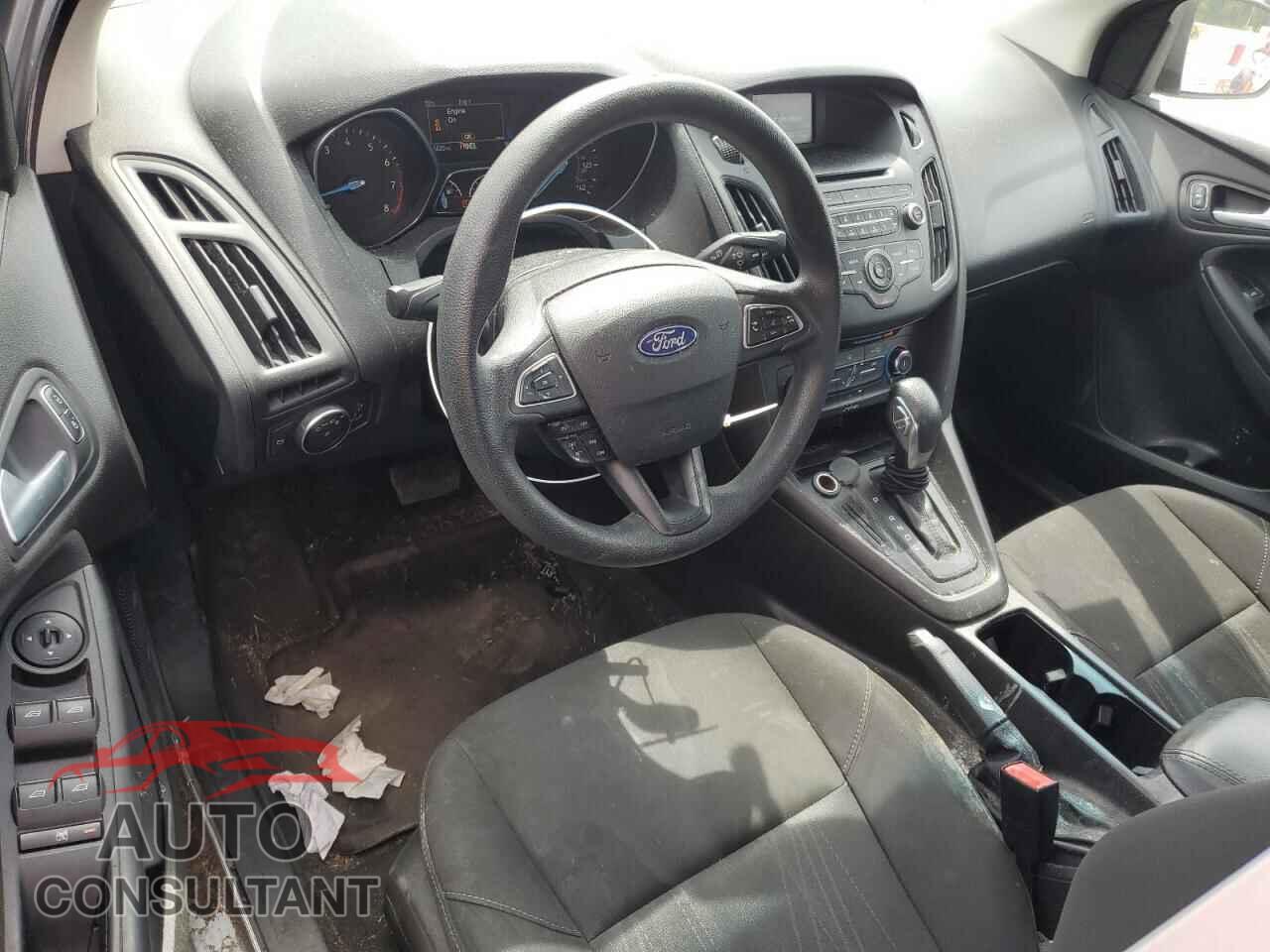 FORD FOCUS 2017 - 1FADP3F24HL315519