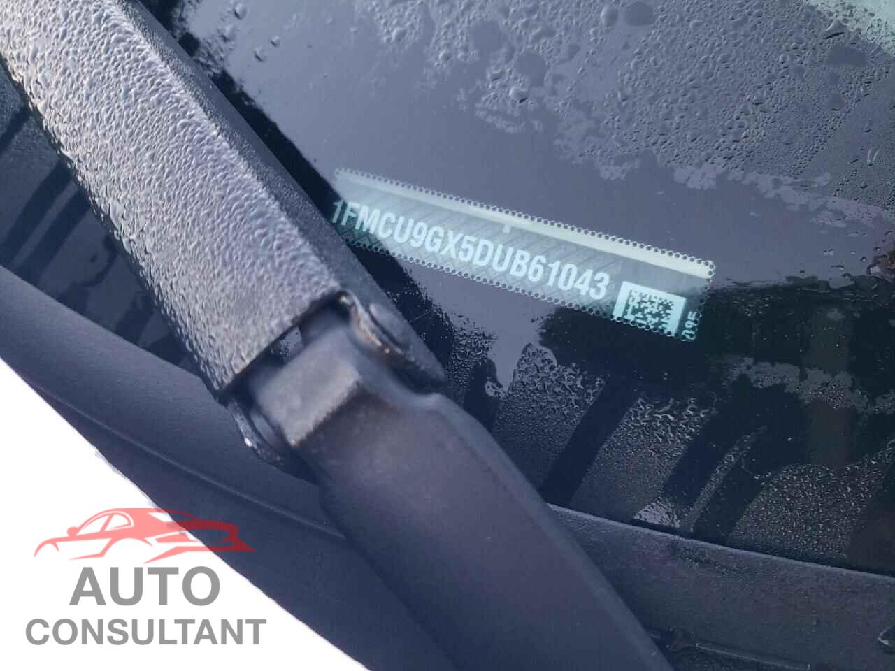 FORD ESCAPE 2013 - 1FMCU9GX5DUB61043