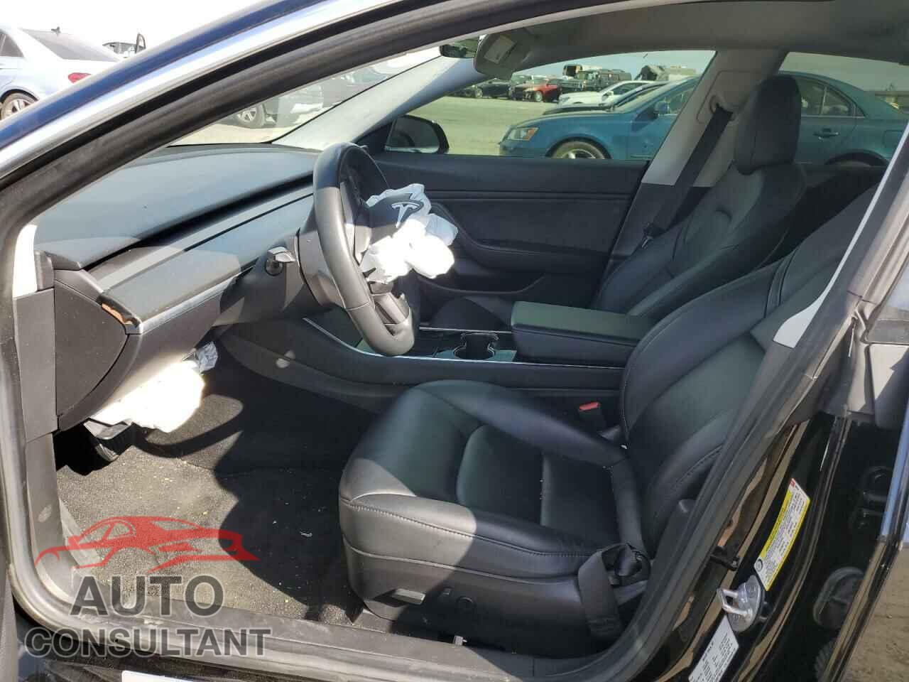 TESLA MODEL 3 2019 - 5YJ3E1EA6KF190137