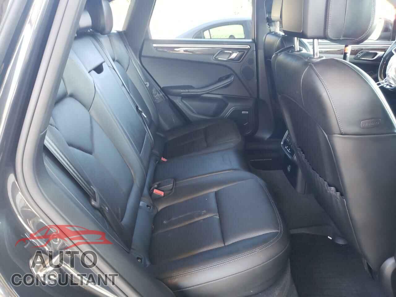 PORSCHE MACAN 2018 - WP1AA2A57JLB10596