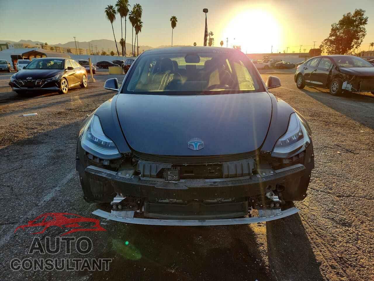 TESLA MODEL 3 2020 - 5YJ3E1EBXLF649583