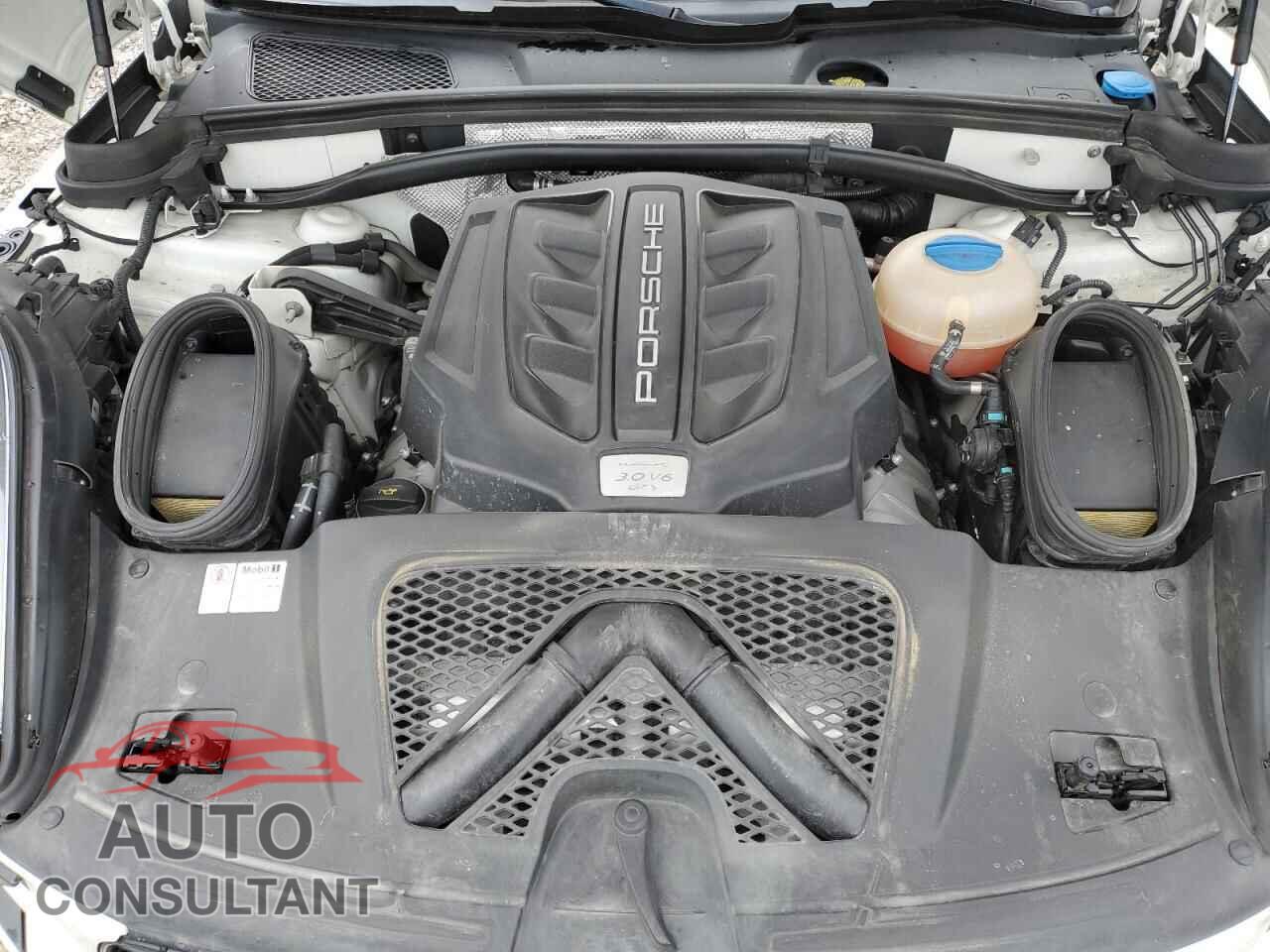 PORSCHE MACAN 2018 - WP1AG2A59JLB61239