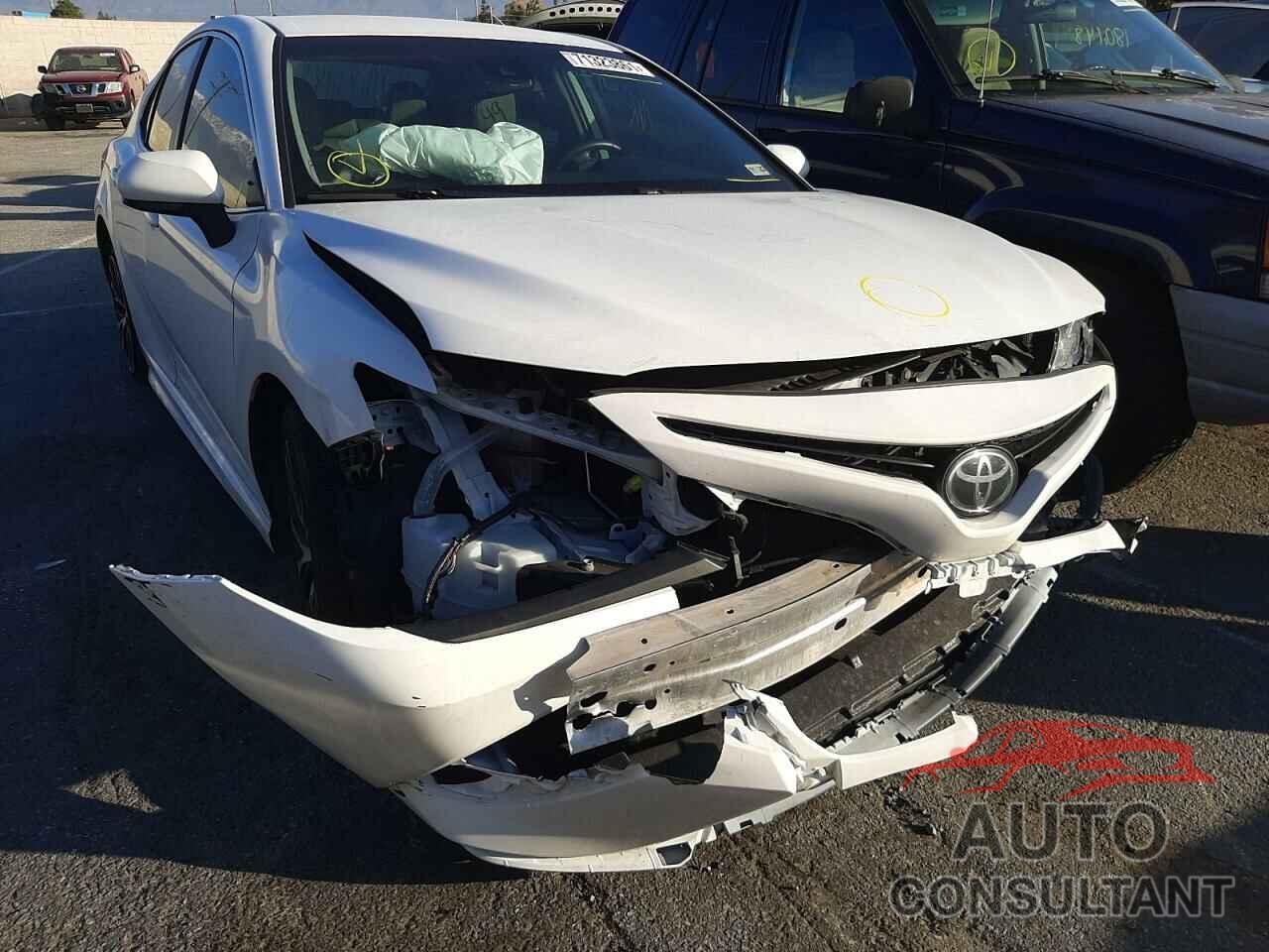 TOYOTA CAMRY 2019 - 4T1B11HK4KU693244