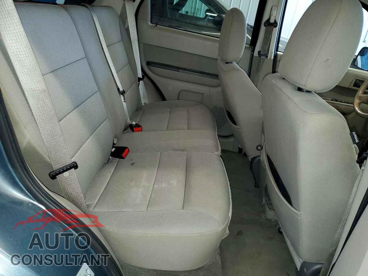 FORD ESCAPE 2011 - 1FMCU9DG3BKA65909