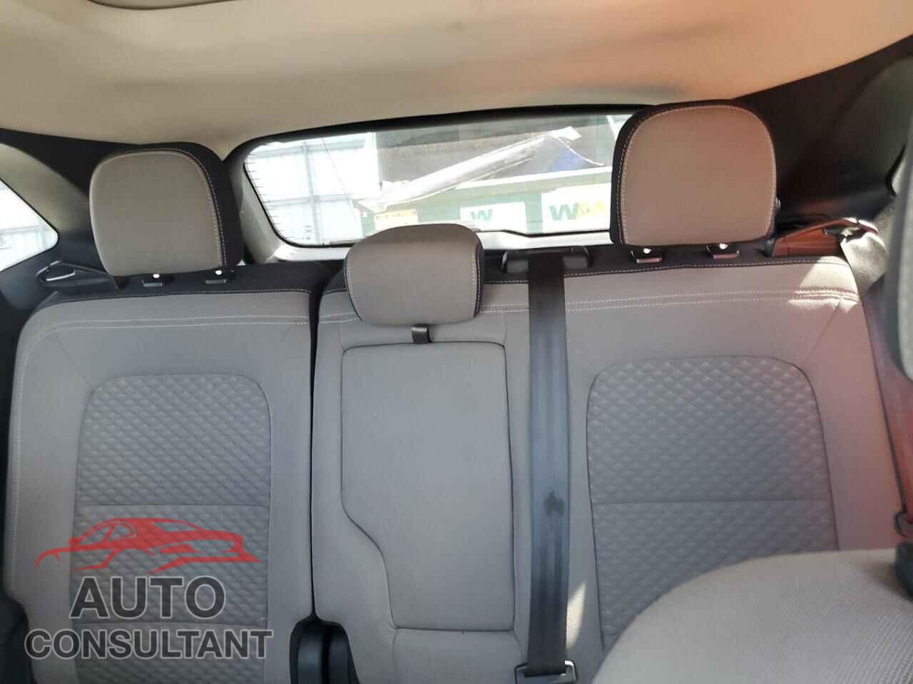 FORD ESCAPE 2020 - 1FMCU9G60LUA28843
