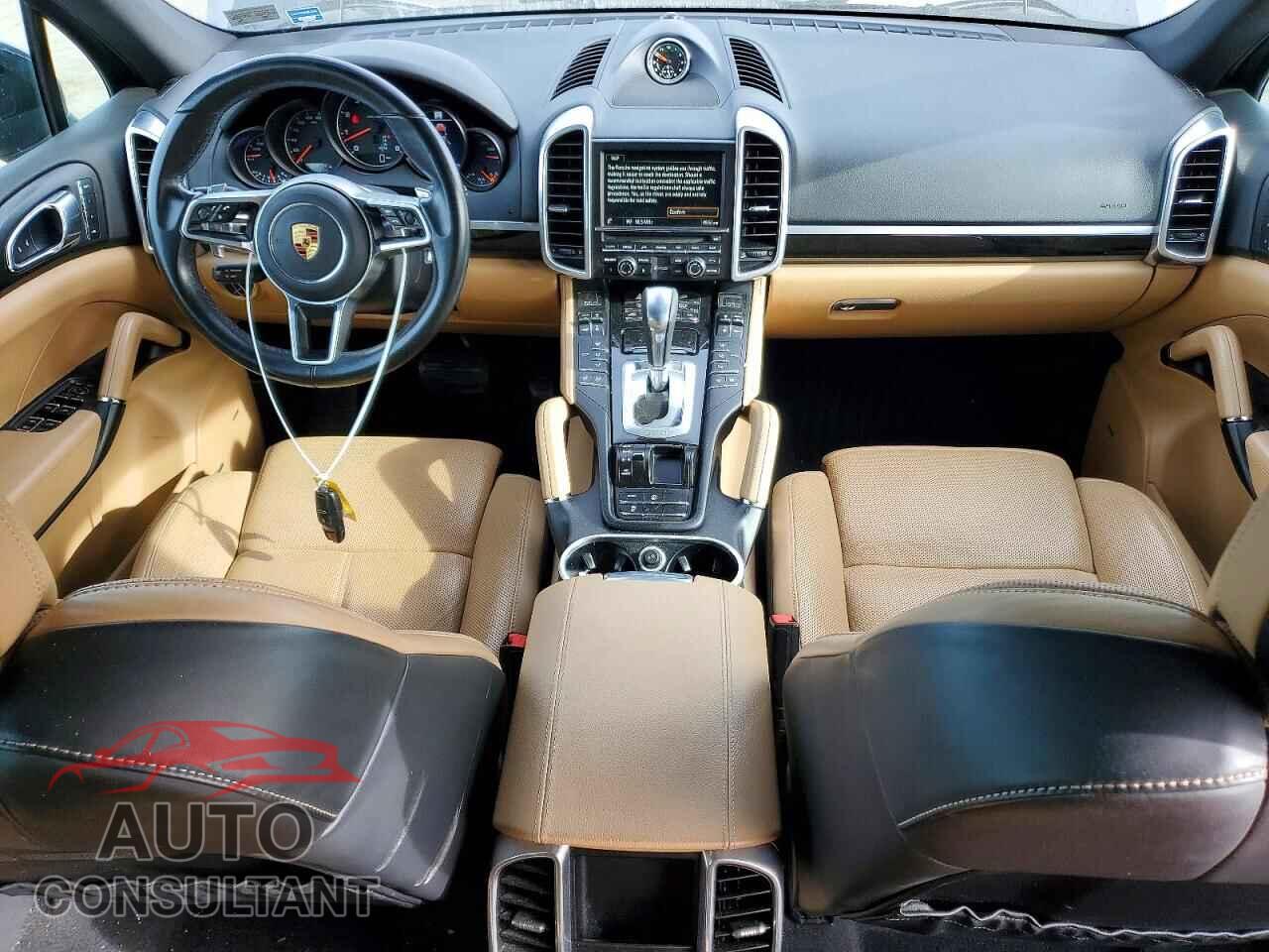 PORSCHE CAYENNE 2016 - WP1AA2A21GLA10539