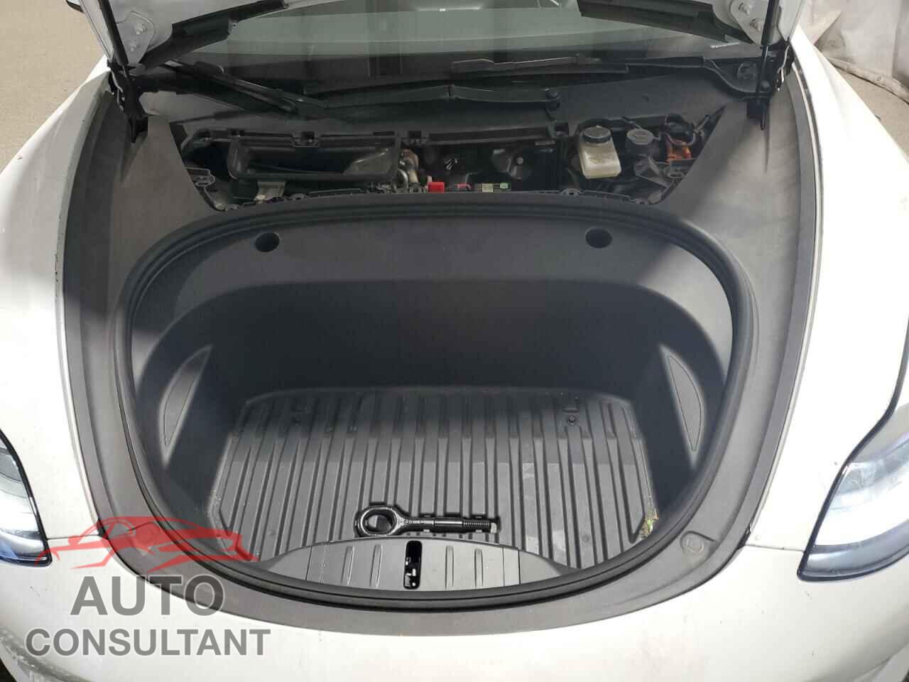 TESLA MODEL 3 2023 - 5YJ3E1EA5PF447005