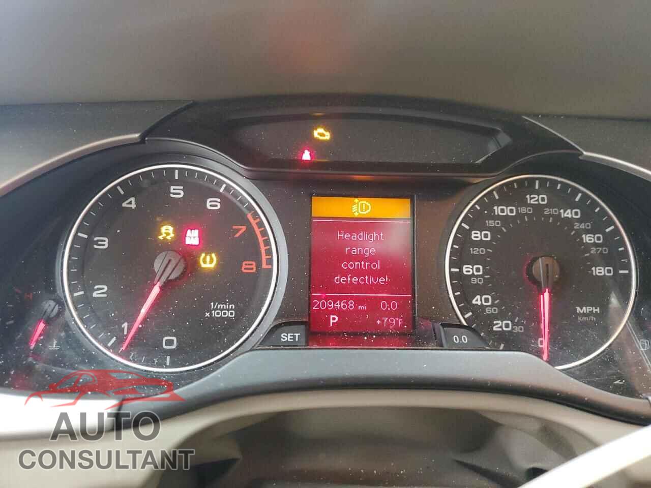 AUDI A4 2012 - WAUWFAFL7CA106084