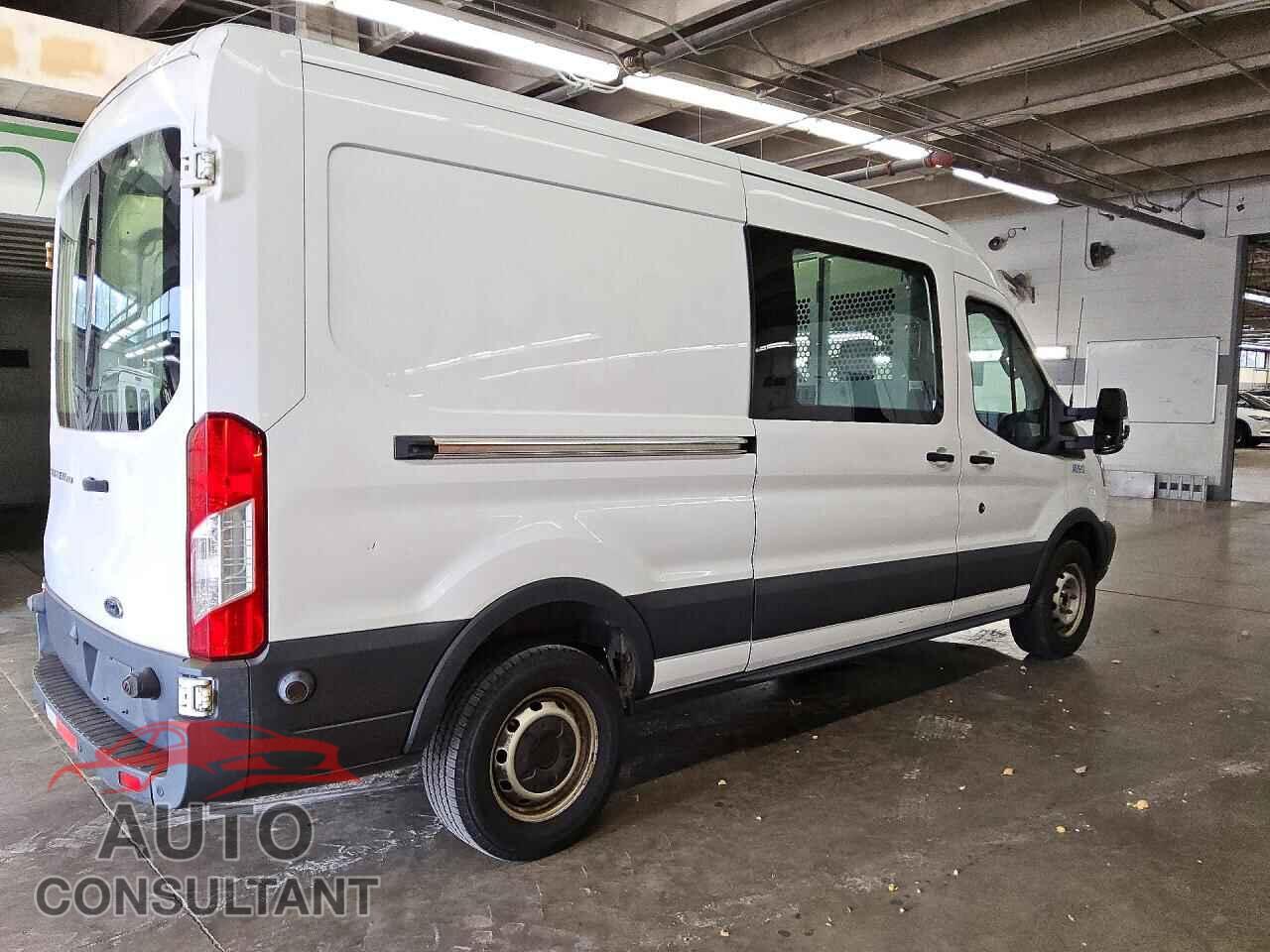 FORD TRANSIT 2017 - 1FTYR2CM3HKA61913