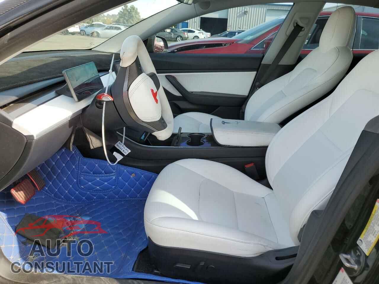 TESLA MODEL 3 2018 - 5YJ3E1EBXJF055993