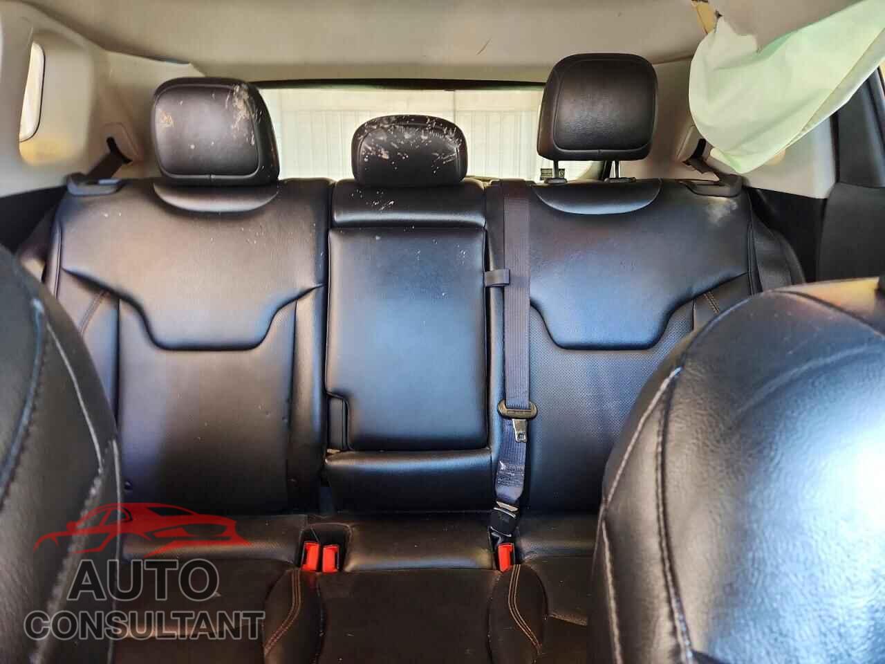 JEEP COMPASS 2020 - 3C4NJDCB6LT215543