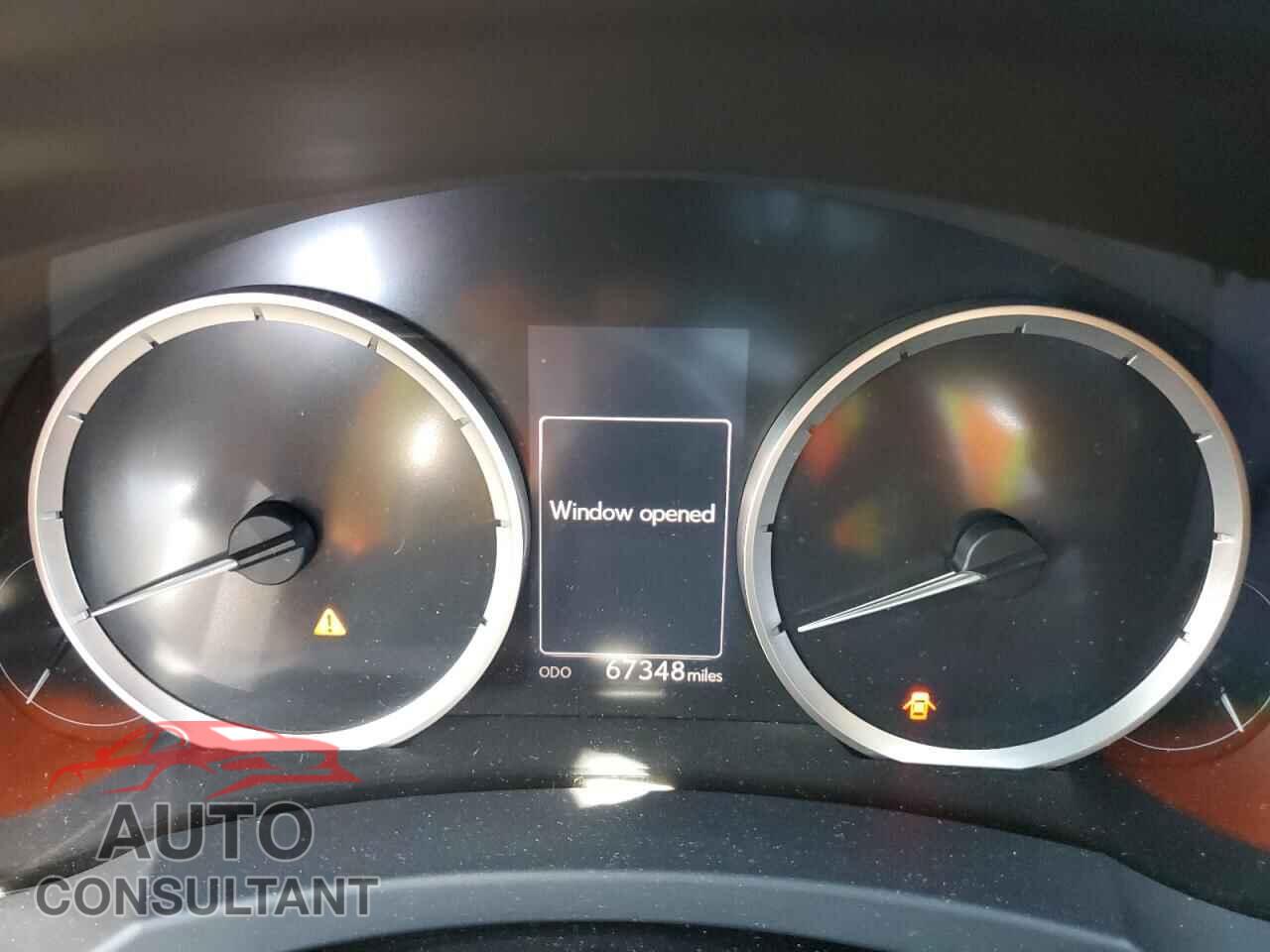 LEXUS IS 2016 - JTHBA1D22G5017949