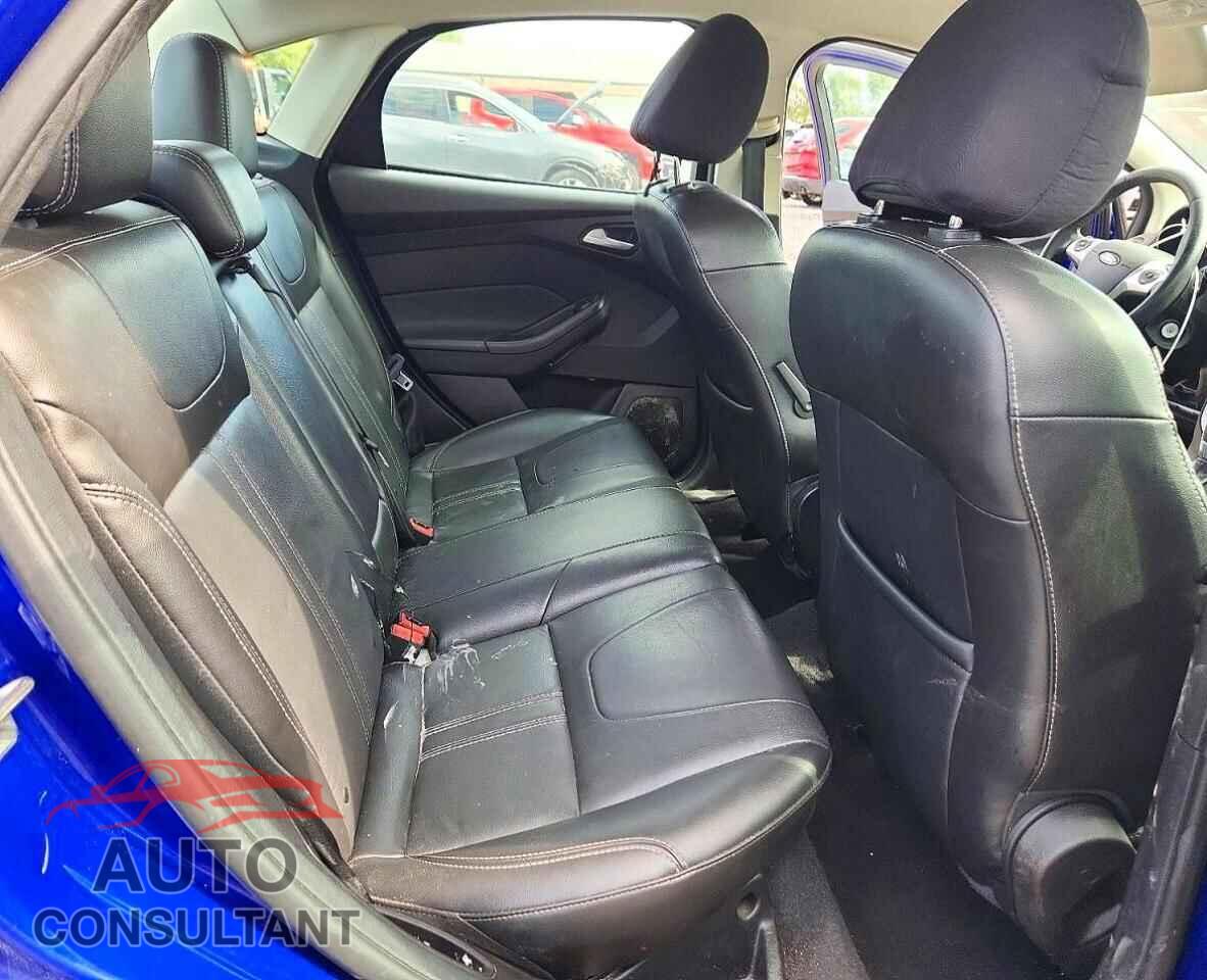 FORD FOCUS 2014 - 1FADP3F20EL371596