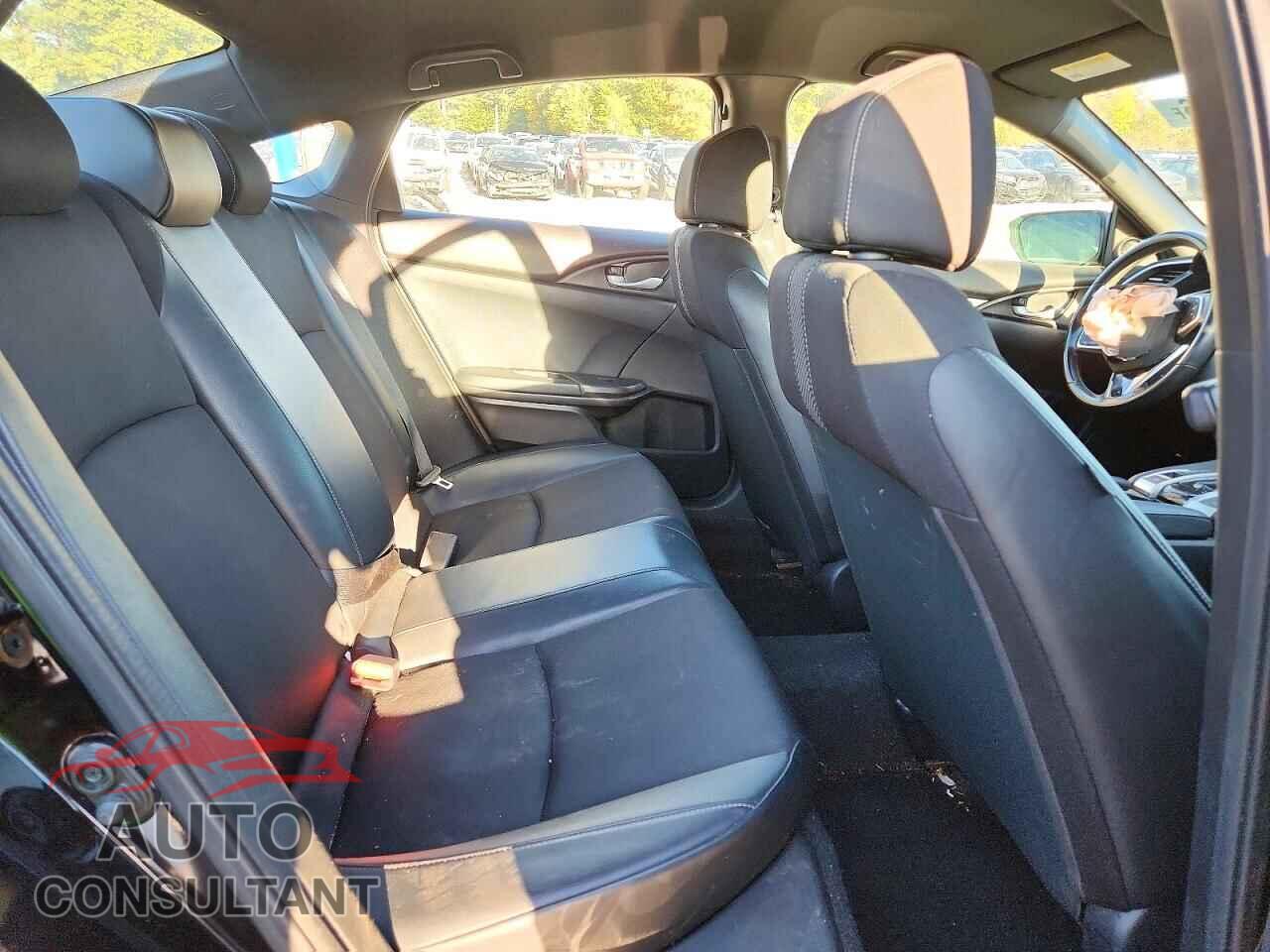 HONDA CIVIC 2019 - 2HGFC2F87KH519945