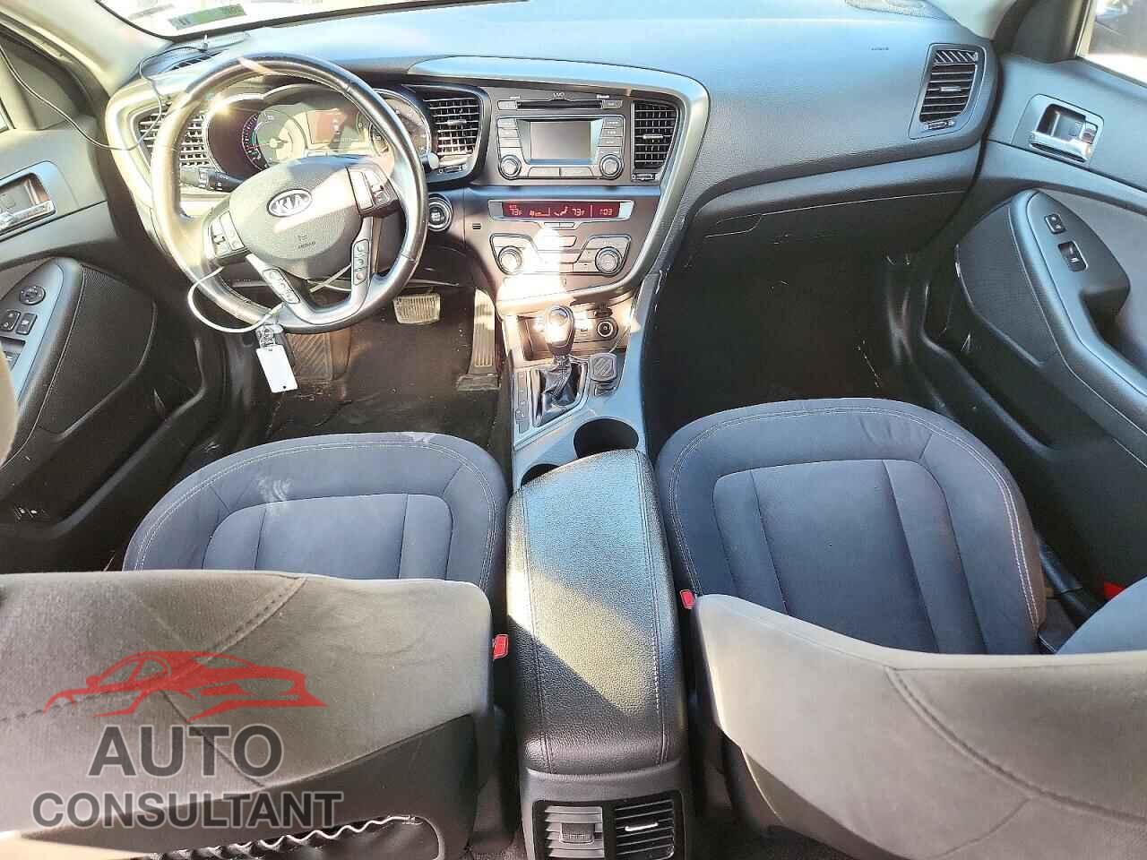 KIA OPTIMA 2011 - KNAGM4AD4B5000551